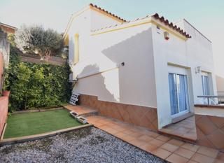 Chalet à Santa Coloma de Farners. Amplia y acogedora casa en can camps, santa coloma de farners