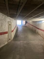 Parking coche en Santa Coloma de Farners. Plaa daparcament en venda al centre de santa coloma