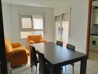 Flat  Carrer del centre. Piso amplio y muy luminoso en el centro de santa coloma de farne