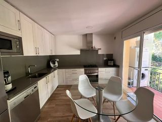 Casa adossada a Santa Coloma de Farners. Casa adosada y reformada en can malladó - santa coloma de farner