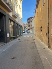 Aparcament cotxe a Santa Coloma de Farners