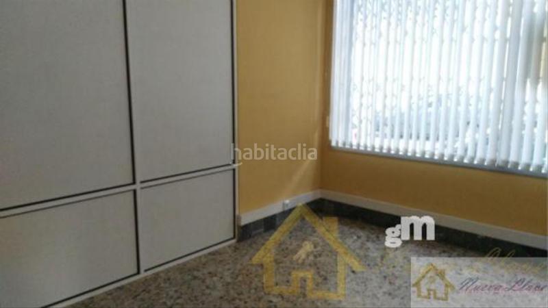 Foto 2d208d72-1455-4f4e-a6ac-8d37f8212960. Location local commercial dans Centro - Recinto Amurallado Lugo