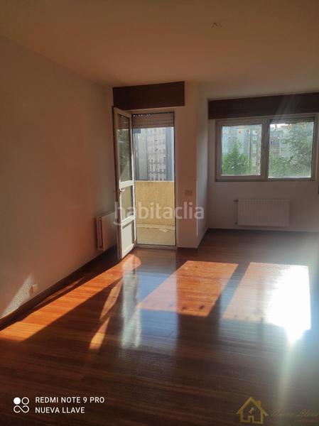 Foto c715223c-9ffb-479b-be88-9ad2cc384f94. Piso  en Centro - Recinto Amurallado Lugo