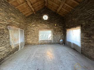 Casa  Otero de rey. Outeiro de reicasa