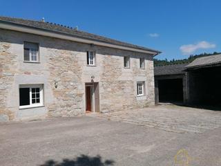 Maison en Castroverde. Castroverdecasa