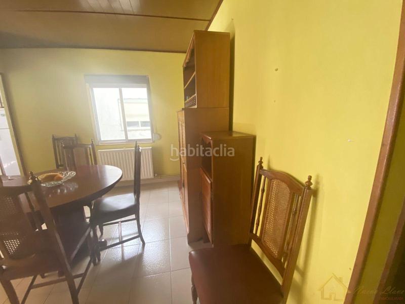 Foto a850440f-b00f-4d9e-95ec-d436fdd391b6. Alquiler piso  en A Milagrosa Lugo