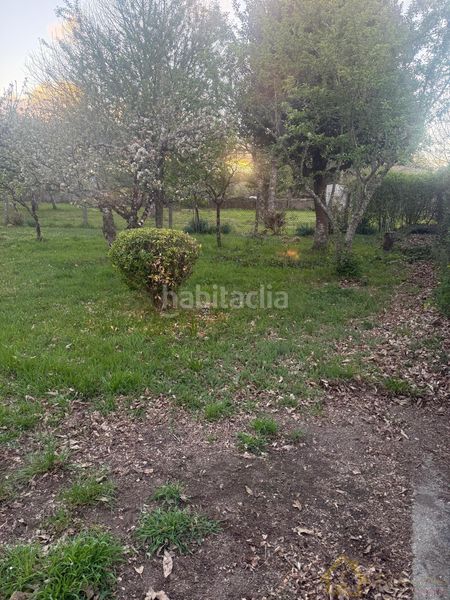 Foto b72a53ed-e6ef-47f6-8eab-2237958a6e1a. Casa amb aparcament a Friol