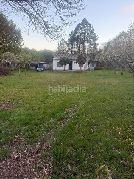 Foto f02b99a7-b0b7-498e-8b0f-16831f61ea8e. Casa amb aparcament a Friol
