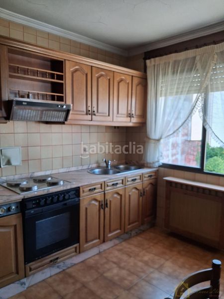 Foto a403879e-68f0-4fe6-b8e0-17a5432495c8. Pis amb calefacció aparcament a Recatelo - O Carme Lugo