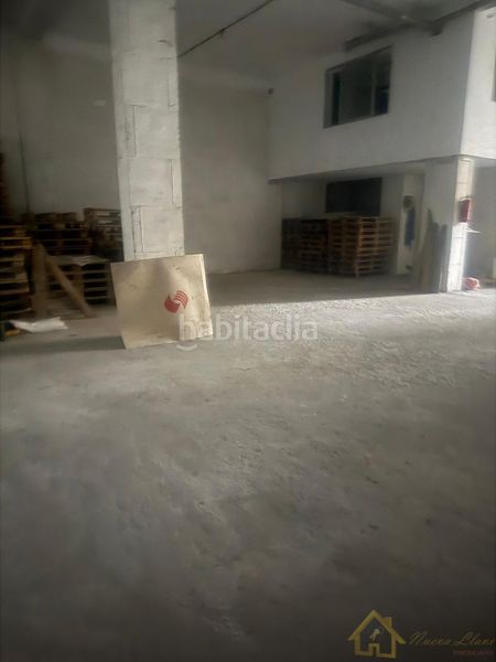 Foto 1be8d410-5850-4ca1-9804-241896a72b76. Local comercial a Portomarín