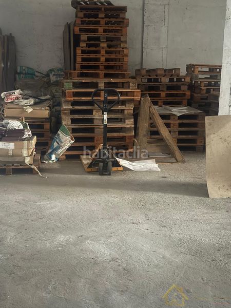 Foto 737a47b9-f69e-4eeb-98eb-e97e1d877287. Local comercial a Portomarín