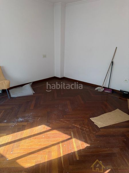 Foto 1109bc7c-c4a3-460a-af4d-1dd3440a22c7. Piso  en Paradai Lugo