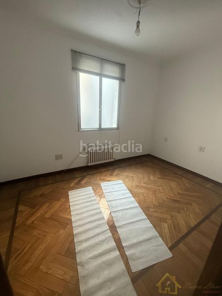 Foto eecbae16-83b4-49b4-8fd7-346632eb760b. Piso  en Paradai Lugo
