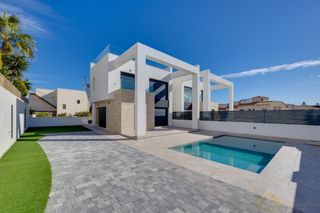 Casa adossada a Aguas Nuevas