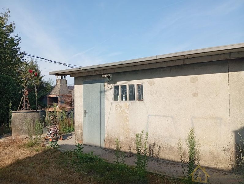 Foto b5a1af2d-73a8-40ad-b814-0cfed44af7fe. Casa a Parroquias del Oeste Lugo
