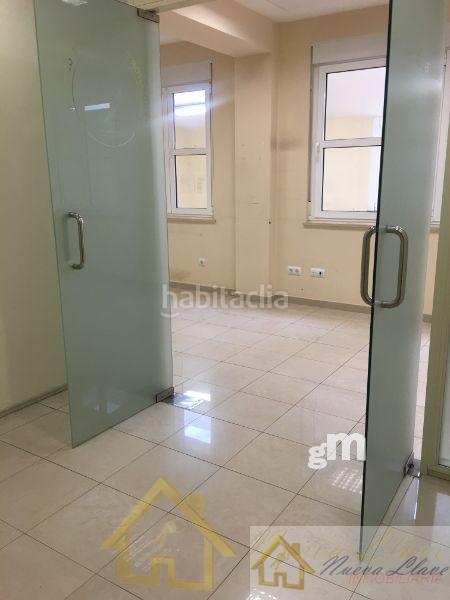 Foto 7f5910c5-7b56-4ef0-b785-5300b0ec7927. Rent office space in Centro - Recinto Amurallado Lugo