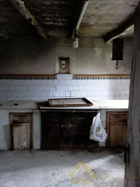 Foto 133472b2-3840-49ef-b1a1-170fd704c89b. Casa con parcheggio in Corgo (O)