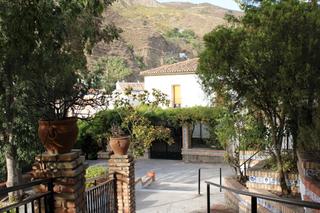 Masia a Calle cascajares 4. ** espectacular casa rural aislada **