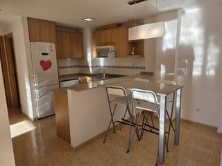 Lloguer Pis a Avenida blasco ibáñez 35b. Apartamento de 2 habitaciones con piscina, terraza y plaza de pa