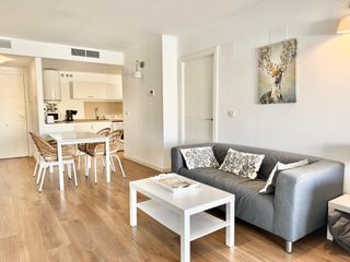 Location Appartement  Carrer gran khan. Apartamento con piscina a 3 minutos de la playa de canet de bere