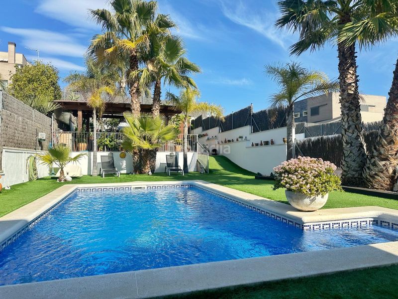 Foto d47d8bb3-3463-4434-8bb6-611715ae628e. Casa aparellada amb calefacció aparcament piscina a Roda de Barà