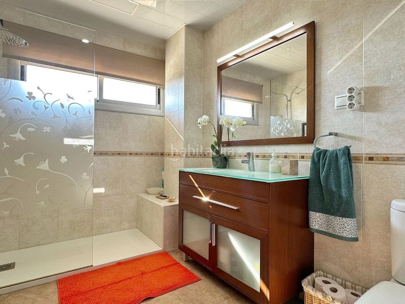 Foto fbd3b35a-402d-4c8b-a13b-dd6ce31e285b. Casa aparellada amb calefacció aparcament piscina a Roda de Barà