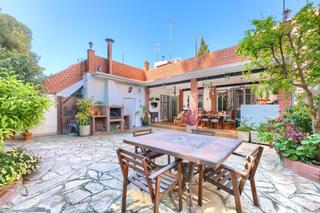 Casa bifamiliare  Carrer del pintor mir