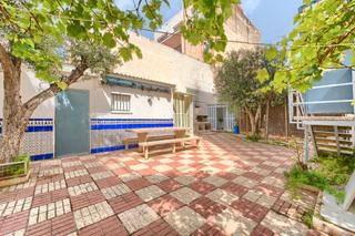 Planta baja  Carrer de llus companys
