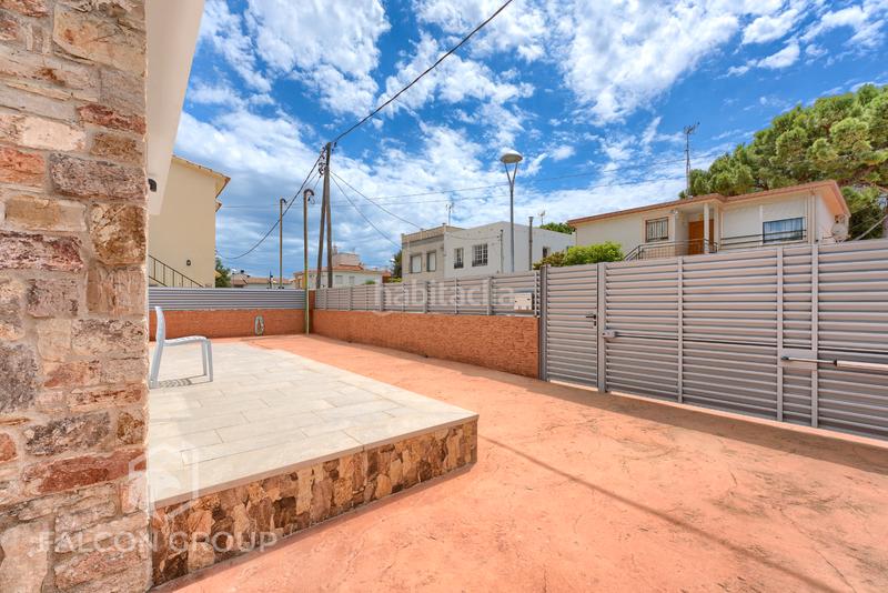 Foto 46e0d922-a81a-462f-b7bb-d58bdb8f26fa. Casa en Calafell platja Calafell