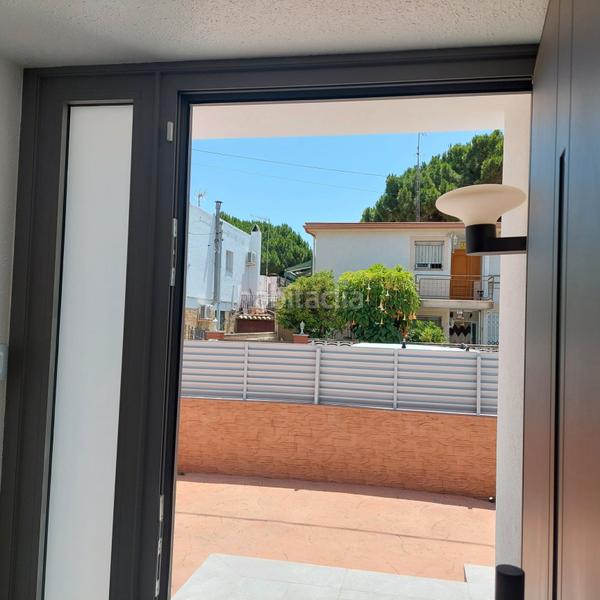 Foto 71a77a76-6f32-4e96-b62c-006706e6a092. Casa en Calafell platja Calafell