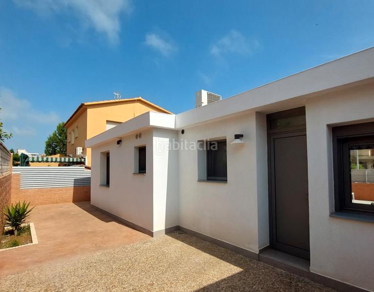 Foto c25e2149-a5ce-4630-88f2-191e54078a75. House with heating parking in Calafell platja Calafell