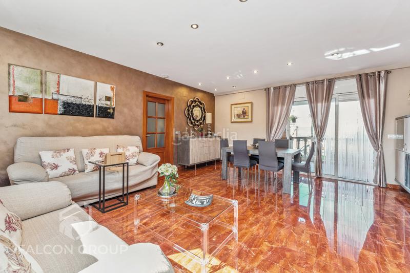 Foto 63e3ccb3-ac98-4da9-951e-a8ca47f9ffb2. Chalet en Cunit residencial Cunit