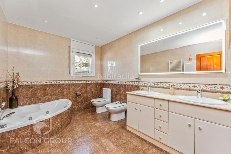 Foto 64ec4807-6323-491a-87fa-8d99dbf42ccc. Chalet en Cunit residencial Cunit