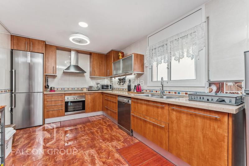 Foto fd1a82a7-5d44-4147-92d5-3130e95673ea. Chalet en Cunit residencial Cunit