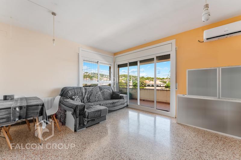 Foto d7bdc760-0893-4b7a-9fd9-7919421c5879. Flat with heating parking in Els Masos - Els Garrofers Coma-ruga