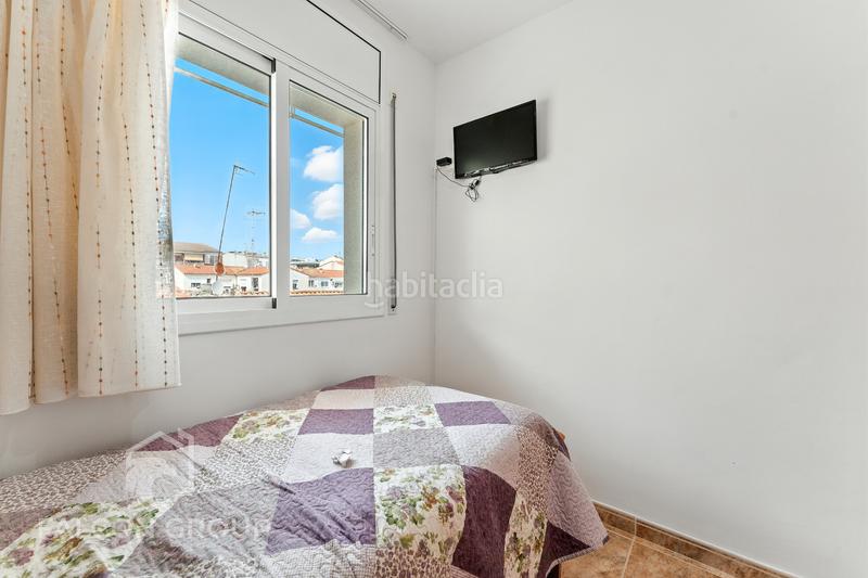 Foto 5f347704-a7b9-488c-ac2b-cecd598f377a. Pis amb aparcament a Calafell platja Calafell