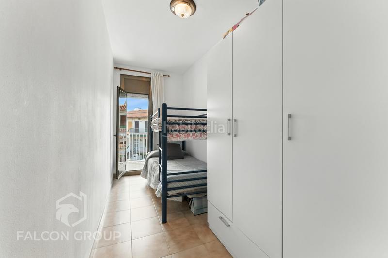 Foto 26064004-d278-40a9-bd59-ca3590a2df7f. Maison jumelée avec cheminée parking dans Coma-ruga platja Coma-ruga