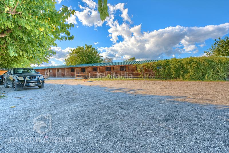 Foto 8ed9a382-4cf8-40da-a45f-b039e66adb74. House with parking in Mas romeu Calafell