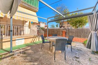 Etagenwohnung in Avinguda Espanya