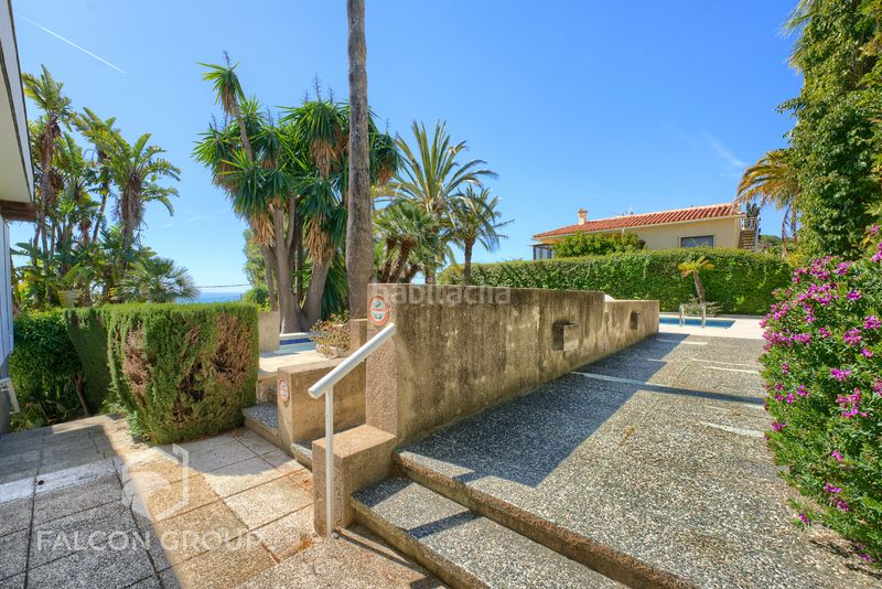 Foto c928801b-45e0-4ffc-b3ea-ab8d5ee8465b. Casa amb aparcament piscina a Segur de Calafell nucli urbà Segur de Calafell