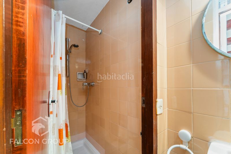 Foto ccbac4f3-8b3c-44ff-87f6-1fe38c3d6850. Casa amb aparcament piscina a Segur de Calafell nucli urbà Segur de Calafell