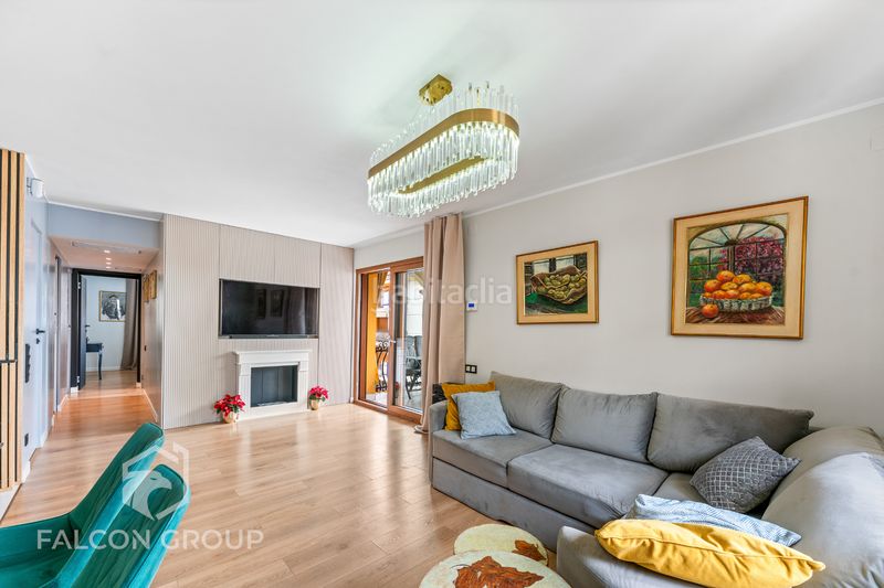 Foto 1ca3bbea-d8a0-4846-b579-094c163463f3. Pis amb xemeneia calefacció piscina a L´Estany Calafell