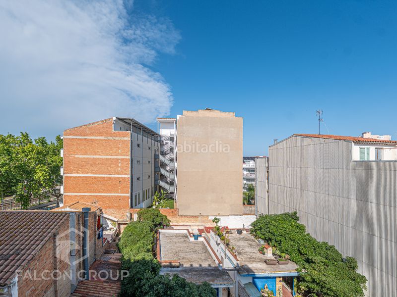 Foto 9cd499b3-44b0-44e7-84a9-c44da3a10ce1. Pis a Calafell platja Calafell