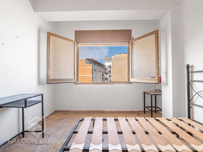 Foto ce8ade76-ff81-4ee6-b5d4-80f5230bfaae. Pis a Calafell platja Calafell