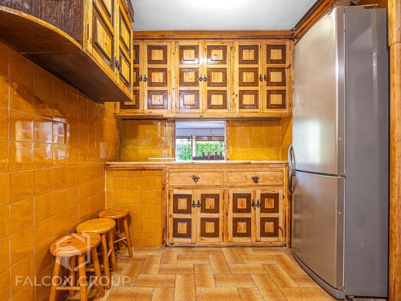 Foto bd1165a4-d7c0-4468-b59d-78a9e4ff21ae. Casa amb xemeneia piscina a Alorda Park Calafell