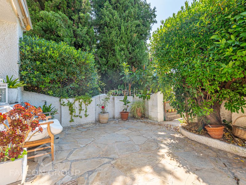 Foto ea49fb85-d48e-4936-b9d5-51eaee5298a9. Casa amb xemeneia piscina a Alorda Park Calafell