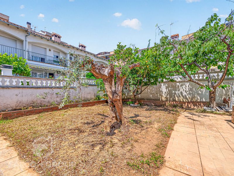 Foto 011a1780-f80e-4cda-9d5d-b7b4569ee944. Casa amb calefacció piscina a Calafell residencial Calafell