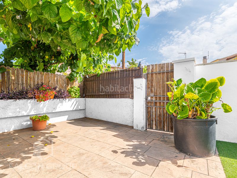 Foto e252a213-151f-4316-8d4e-02ac40c292c5. Casa amb xemeneia a Bonavista Vendrell (El)