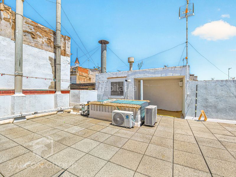 Foto f1ebaaec-bfc6-4776-a026-65e73320ee3f. Casa adossada amb xemeneia calefacció a Arboç (L´)