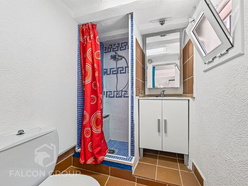 Foto f3693998-ec1d-4f76-a77f-a78feb75f10a. Chalet espectacular chalet independiente con piscina privada y vistas panorámicas en Castellet i la Gornal